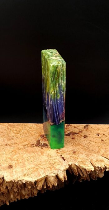 This image portrays Luminescent Dynavap Case - Elm Burl/Resin Hybrid by Dovetail Woodwork.