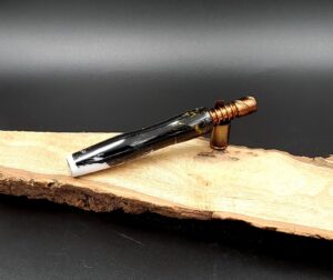 This image portrays Luminescent Resin Stem Dynavap XL by Dovetail Woodwork.