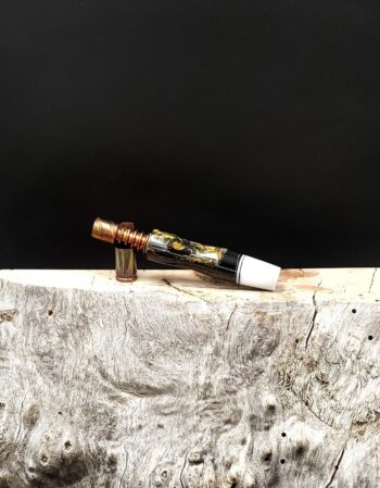 This image portrays Luminescent Resin Stem Dynavap by Dovetail Woodwork.