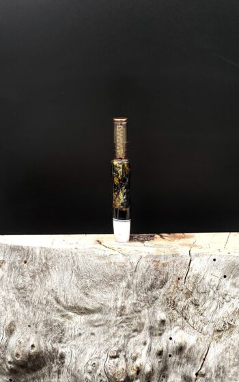 This image portrays Luminescent Resin Stem Dynavap by Dovetail Woodwork.