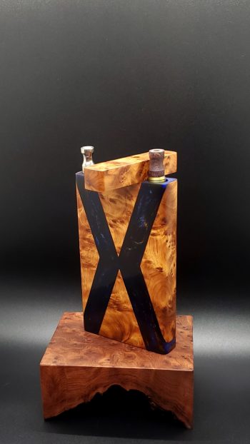 This image portrays 3G-Stash-Thuya Burl Hybrid-Dynavap Case by Dovetail Woodwork.