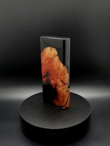 This image portrays 2G-XL Stash-Manzanita Burl/Slim Black Hybrid-Dynavap Case by Dovetail Woodwork.