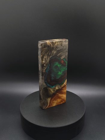 This image portrays 2G-Stash-Buckeye Burl Hybrid-Dynavap Case by Dovetail Woodwork.