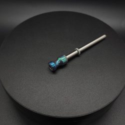 This image portrays Dynavap Titanium Spinning Mouthpiece-Green/Blue Anodized by Dovetail Woodwork.