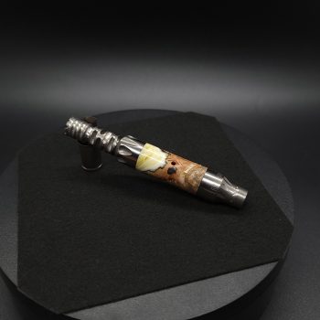 This image portrays Vong(i) Custom Sleeve-Madrone Burl Hybrid by Dovetail Woodwork.