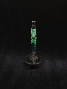 This image portrays Twisted Stems Series-Eclipse (standard) Dynavap Stem/Box Elder Burl Hybrid w/Mouthpiece by Dovetail Woodwork.