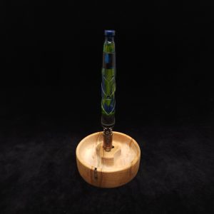 This image portrays V-7 Dynavap XL Burl Hybrid Stem + Matched Mouthpiece by Dovetail Woodwork.