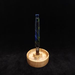 This image portrays V-7 Dynavap XL Burl Hybrid Stem + Matched Mouthpiece by Dovetail Woodwork.