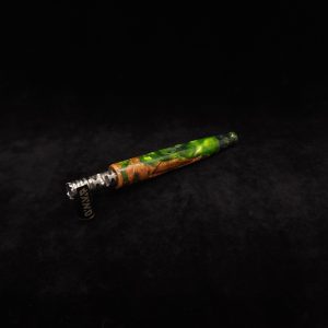 This image portrays Clutch Dynavap XL Burl Hybrid Stem + Matched Mouthpiece by Dovetail Woodwork.