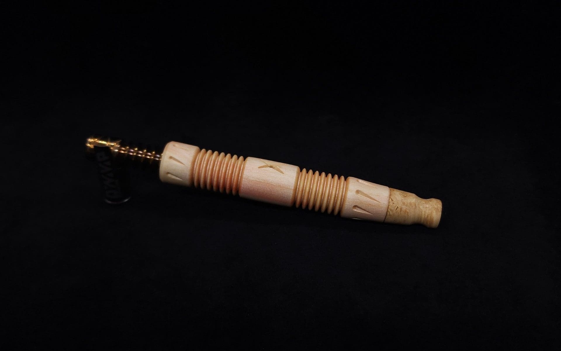 This image portrays Dynavap XL X-Fin Burl Stem + Matching M.P.-NEW! by Dovetail Woodwork.