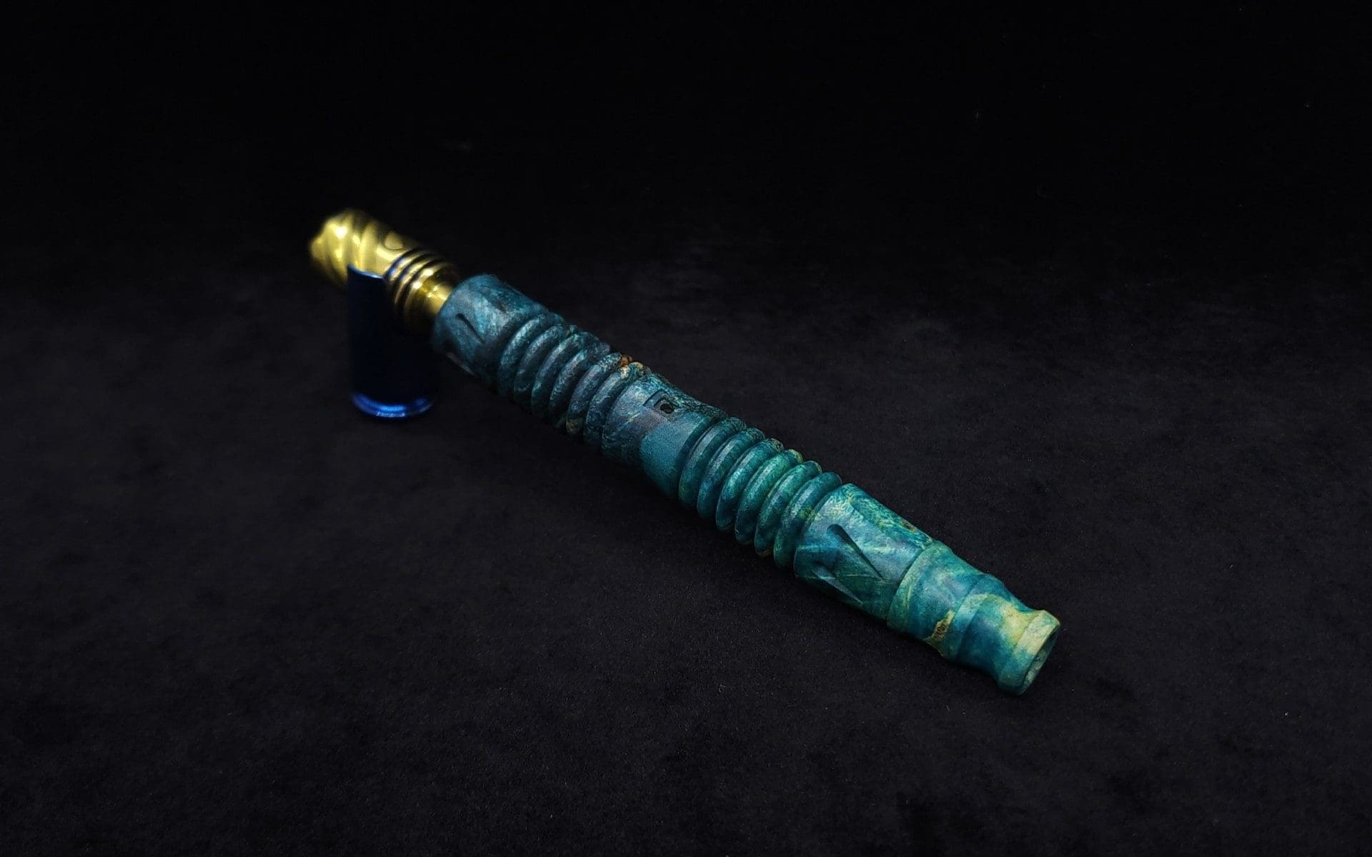 This image portrays Dynavap XL X-Fin Buckeye Burl Stem + Matched High Class M.P.-NEW! by Dovetail Woodwork.