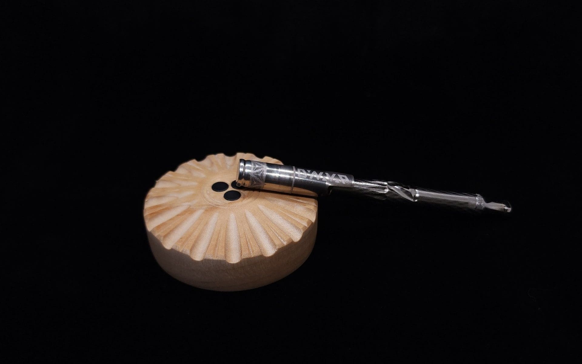 This image portrays Dynavap Device XL Resting Disc/Stand by Dovetail Woodwork.