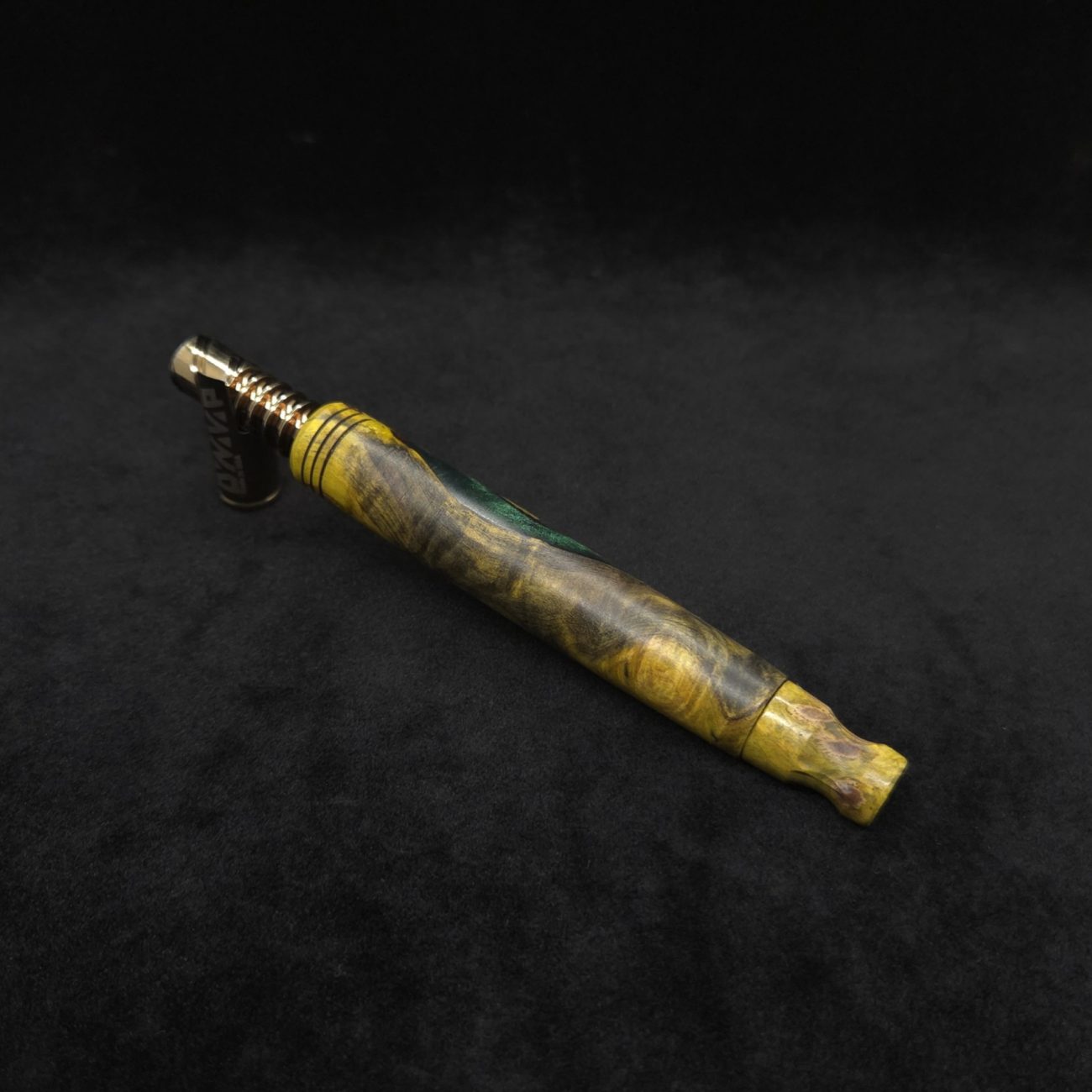 This image portrays Blunt XL Dynavap Hybrid Burl Stem + Book-Matched M.P. ☘ by Dovetail Woodwork.