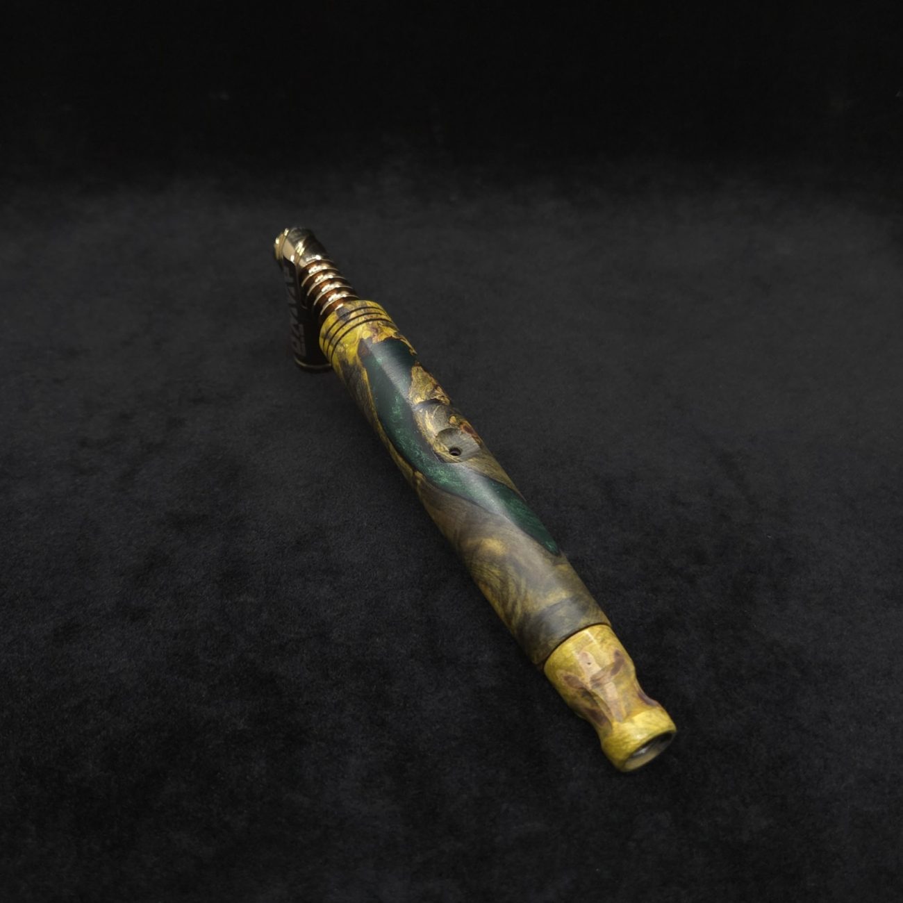 This image portrays Blunt XL Dynavap Hybrid Burl Stem + Book-Matched M.P. ☘ by Dovetail Woodwork.