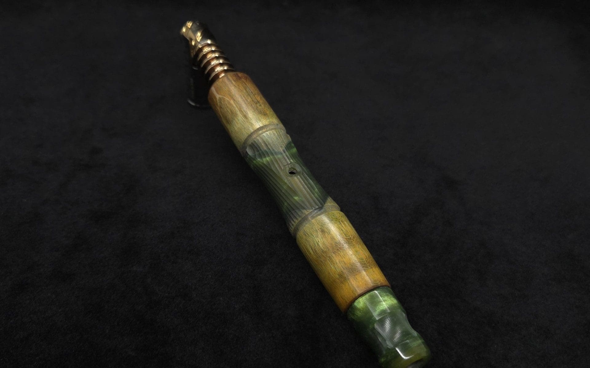 This image portrays Tri-Axial Dynavap XL Stem Burl Hybrid + Book-Matched M.P. - NEW! by Dovetail Woodwork.