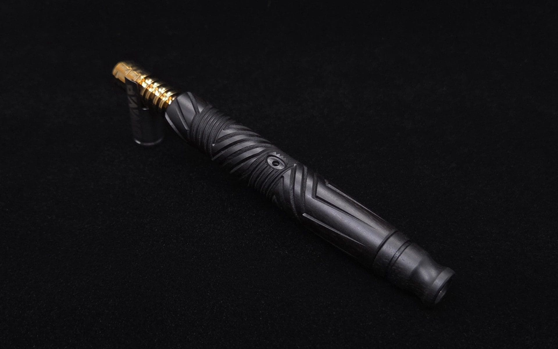 This image portrays Vertex XL Black Ebony Dynavap Stem + (2) Mouthpieces - Halloween Bundle!🎃 by Dovetail Woodwork.