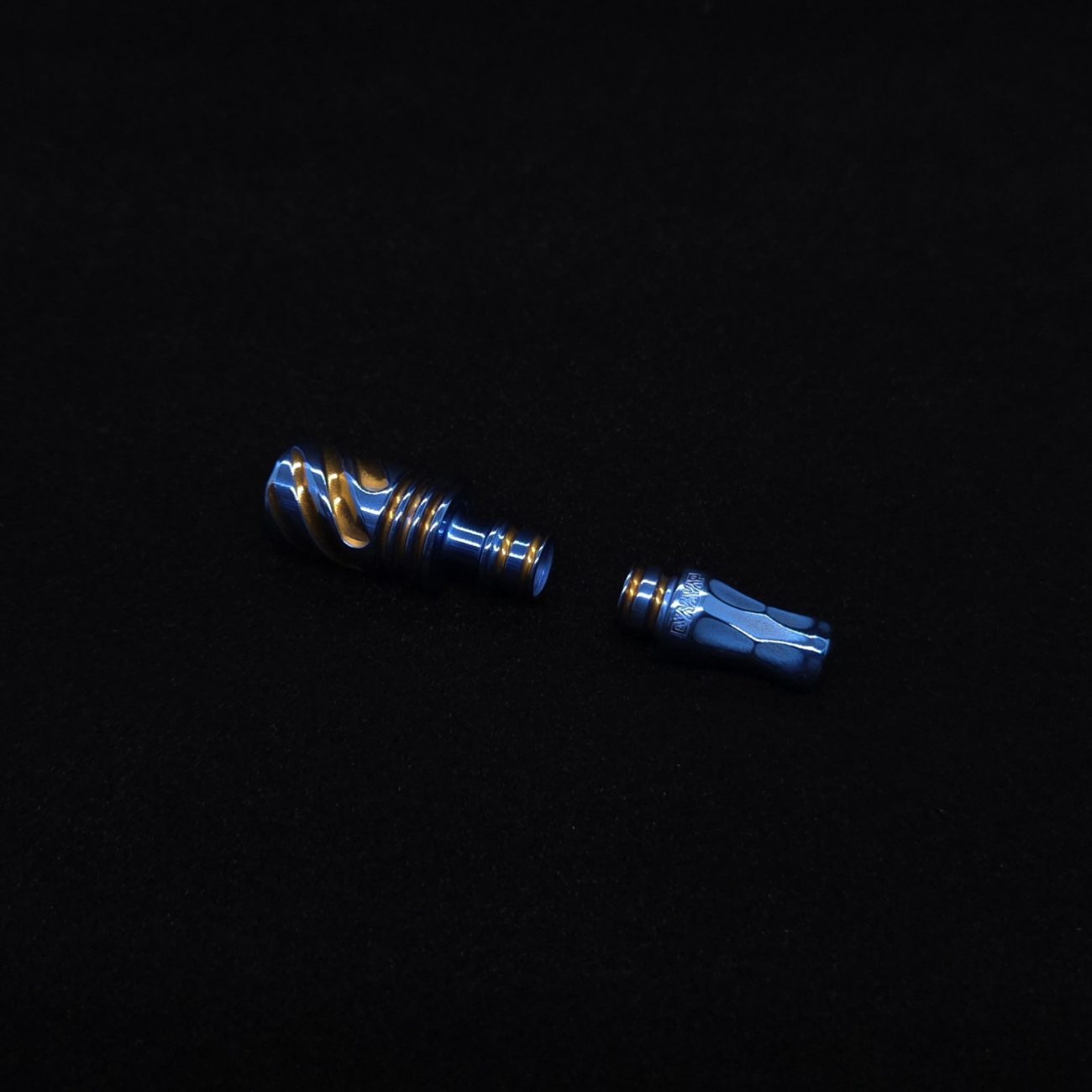 This image portrays The Royal HyperDyn-Full Device Custom Anodized-Special Edition-NEW! ☘ by Dovetail Woodwork.