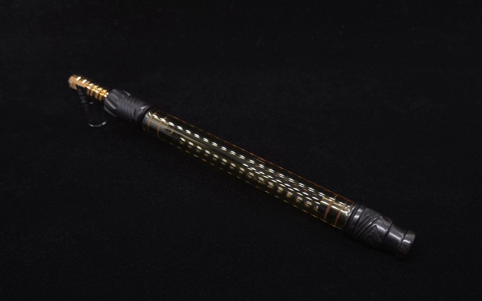 This image portrays Dynavap Vertex Golden Boro-Glass Jr./Ebony Wood Specialty Stem Setup-NEW! by Dovetail Woodwork.