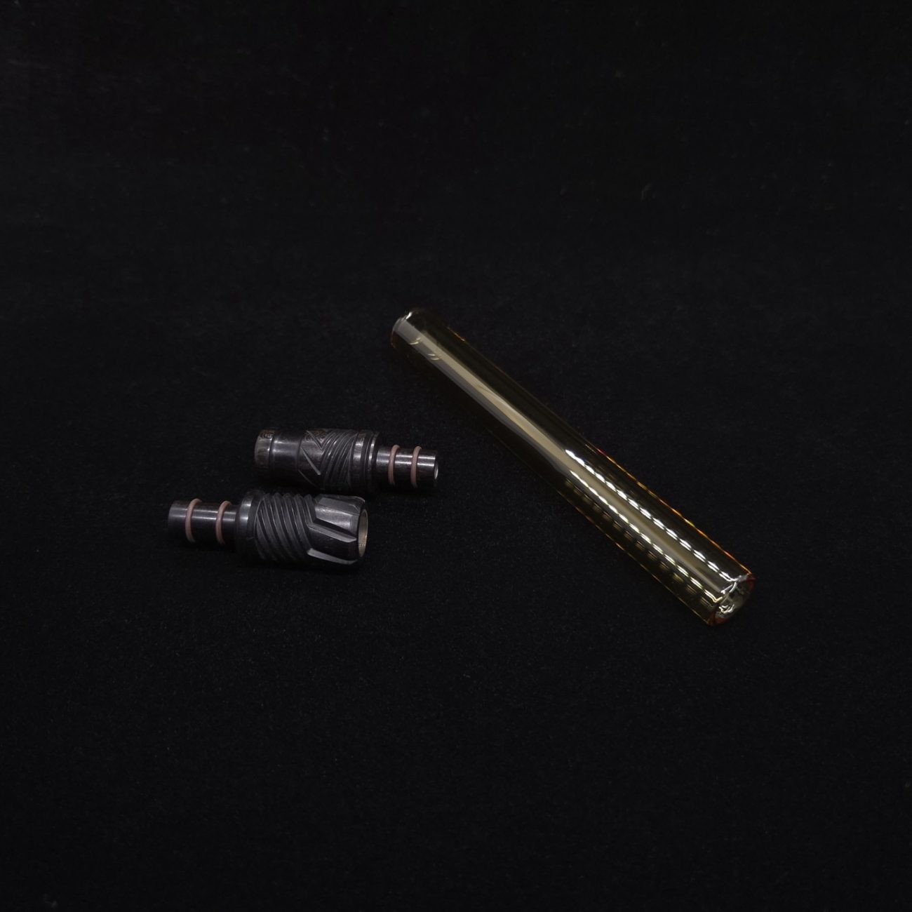 This image portrays Dynavap Vertex Golden Boro-Glass Jr./Ebony Wood Specialty Stem Setup-NEW! by Dovetail Woodwork.